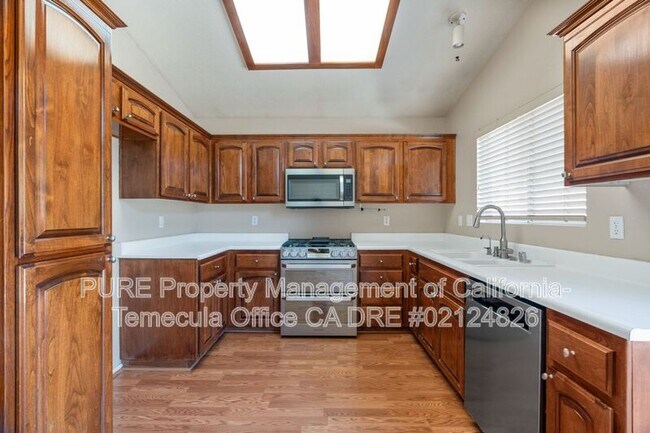 Building Photo - 43390 Corte Benavente