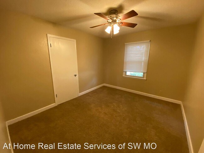 Foto del edificio - 3 br, 2 bath House - 7020 W Dogwood