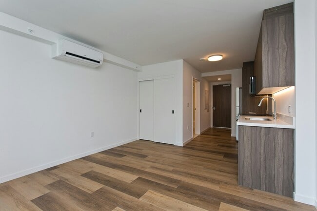 Foto del edificio - 1500 Rycroft St