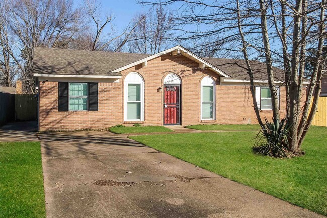 Building Photo - 4014 Stowe St