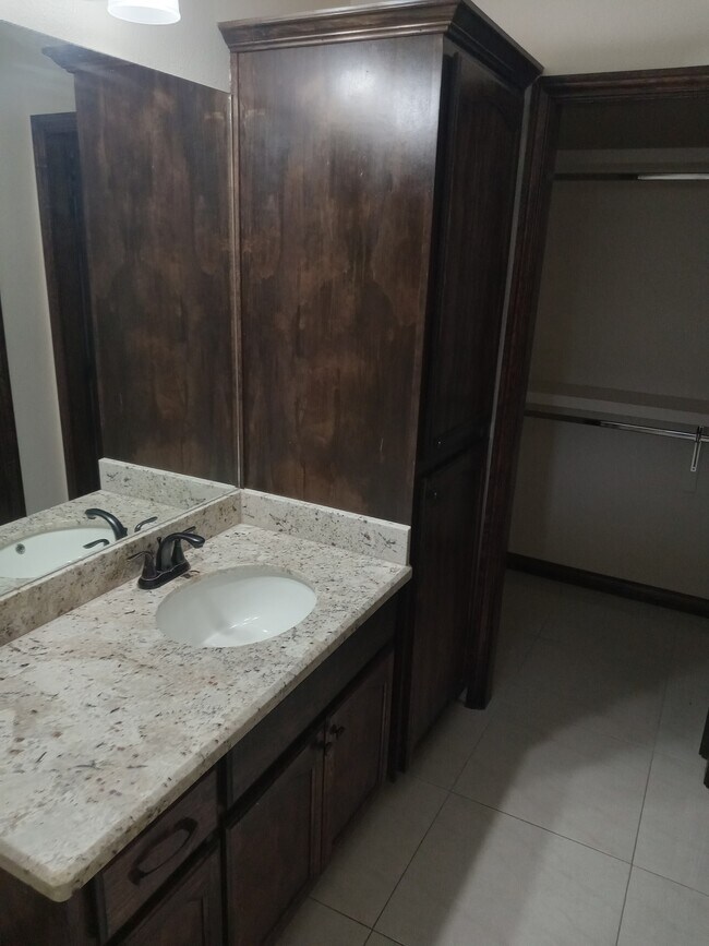 Foto del edificio - 317 N Bentsen Palm Dr