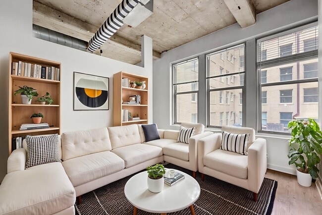 Building Photo - KC Loft Collection