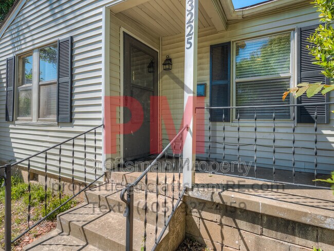 Building Photo - 3225 NW 33rd St