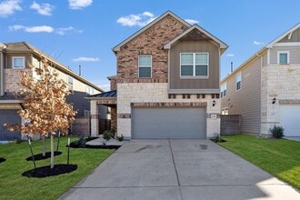 Building Photo - 240 Harbors Ln