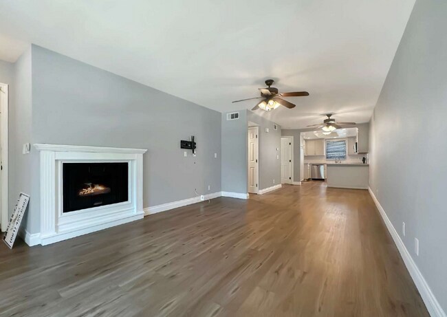 Foto del edificio - 26758 Claudette St