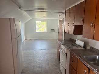 Building Photo - 325 1st Ave