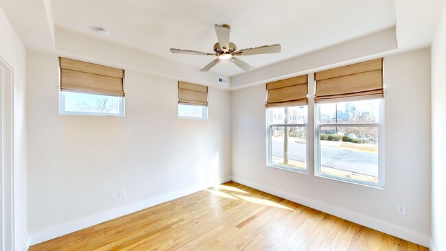 Foto del edificio - 2108 Suttle Ave