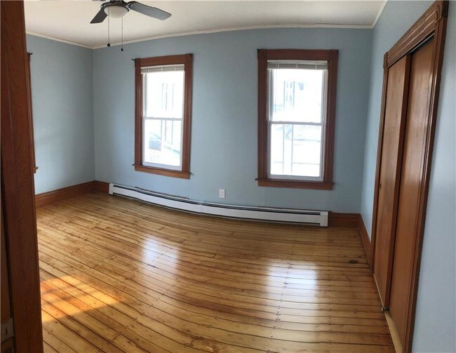 Foto del edificio - 12 Spruce St