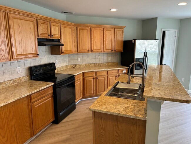 Foto del edificio - 5237 Meryton Park Way
