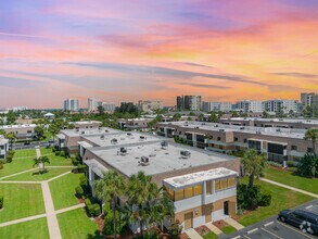 Building Photo - 2700 N Hwy A1A