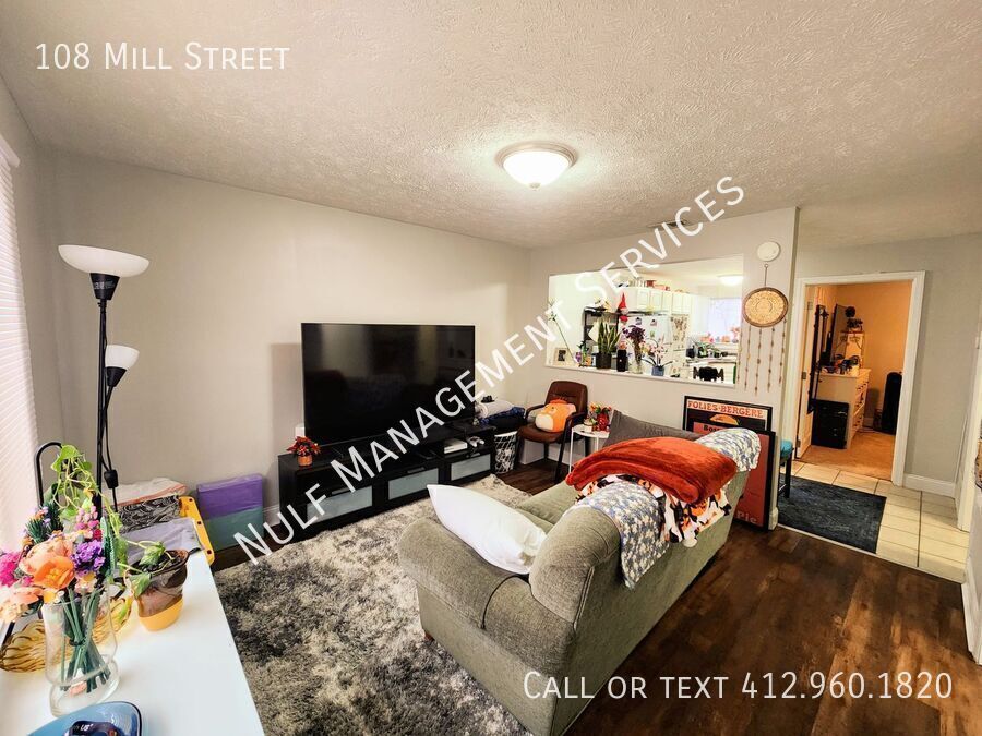 Photo - 108 Mill Street-