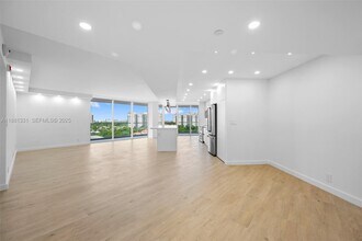 Building Photo - 19707 Turnberry Way