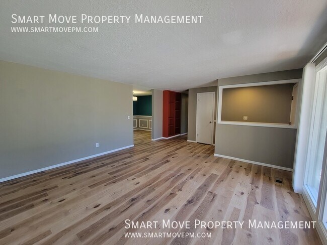 Foto del edificio - 9990 Skycrest-