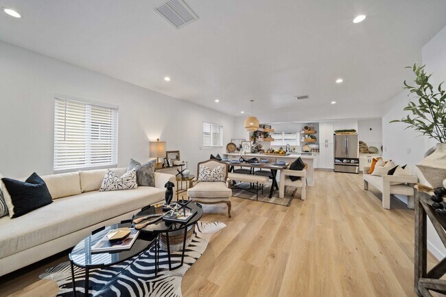 Foto del edificio - 11946 Aneta St