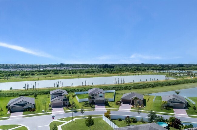 Foto del edificio - 952 Bent Creek Dr