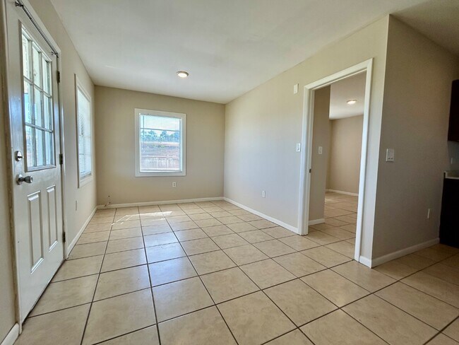 Foto del edificio - 3706 N Scenic Hwy