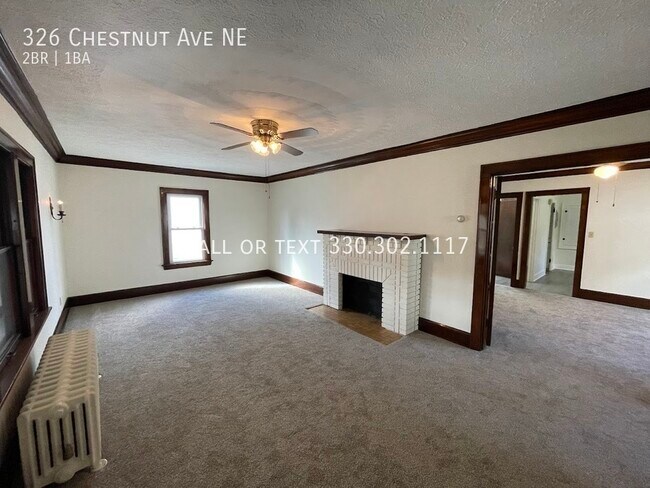 Foto del edificio - Two bedroom one bathroom second level apar...