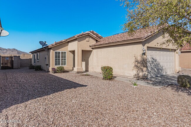 Foto del edificio - 22316 W Woodlands Ave
