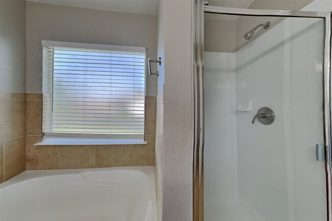 Foto del edificio - 15610 Manorford Ct