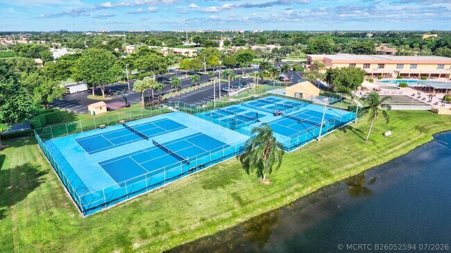 Foto del edificio - 15235 Lakes of Delray Blvd