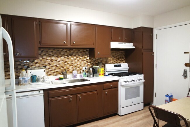 Foto del edificio - 10381 Dearlove Rd