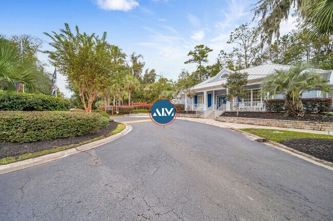 Foto del edificio - Spacious Third-Floor Condo at The Estate a...