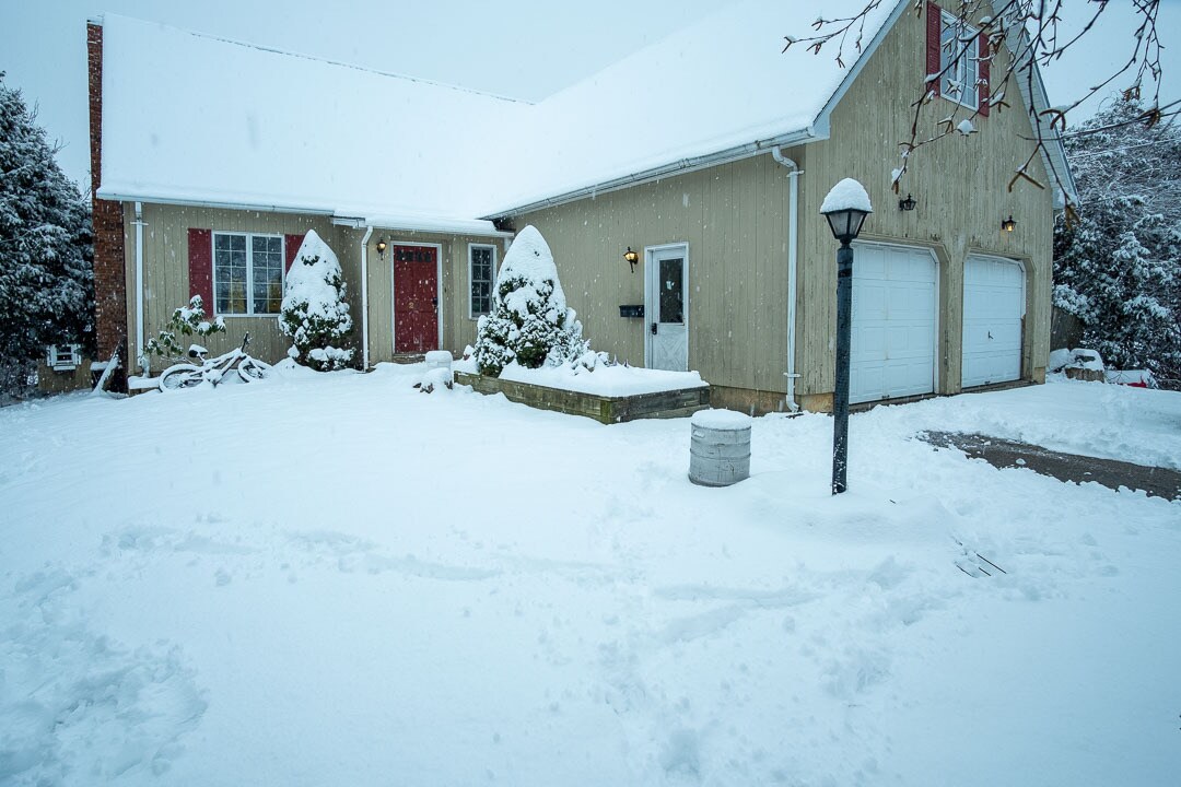 Primary Photo - 238 Spear St