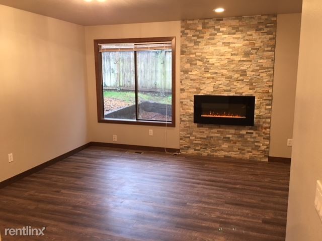 Building Photo - 2 br, 2 bath Apartment - 12713 NE 83 Ct #A