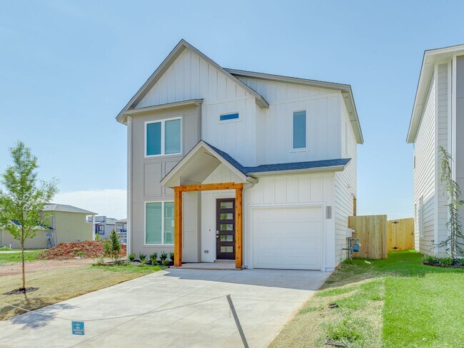 Foto del edificio - Home in Edmond/Oklahoma City
