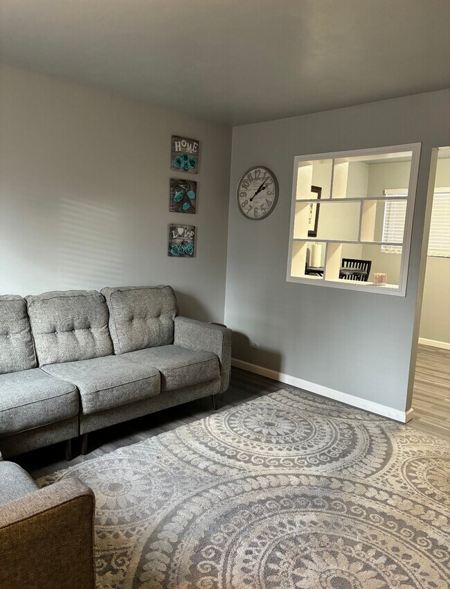 Foto del edificio - 10116 Comanche Rd NE