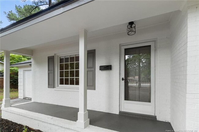 Building Photo - 309 S McPherson Church Rd