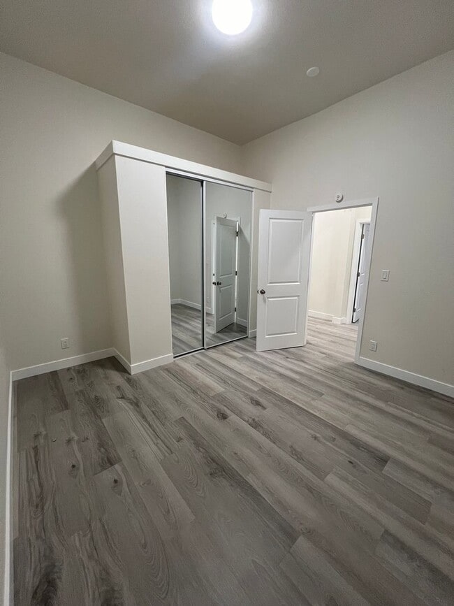 Building Photo - West 76th