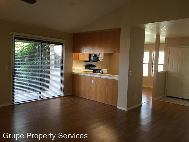 Foto del edificio - 832 Lake Canyon Ave