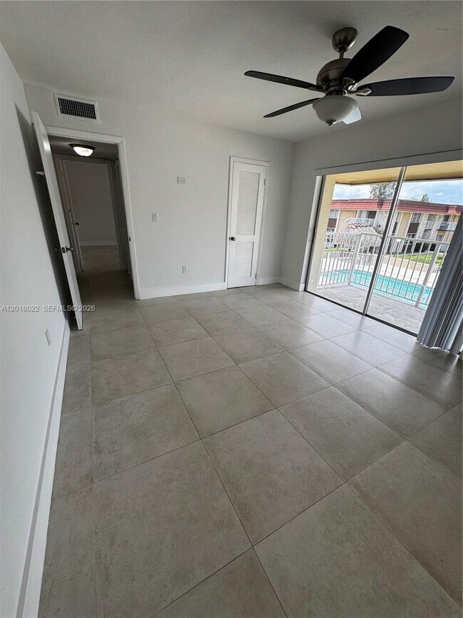 Foto del edificio - 5401 SW 77th Ct