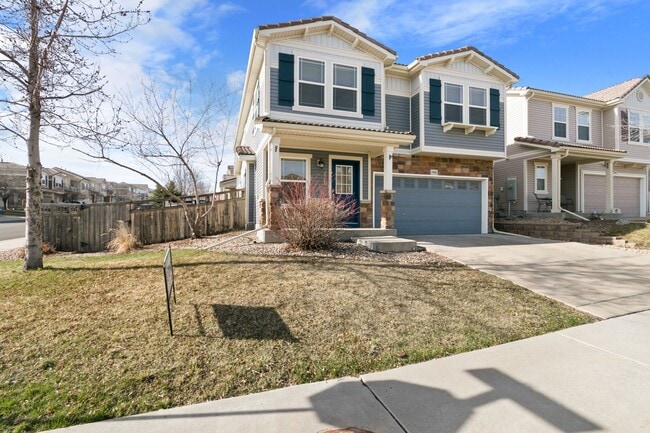 Building Photo - Large house on corner lot in The Meadows -...