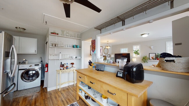 Building Photo - 311 Nordica Ave