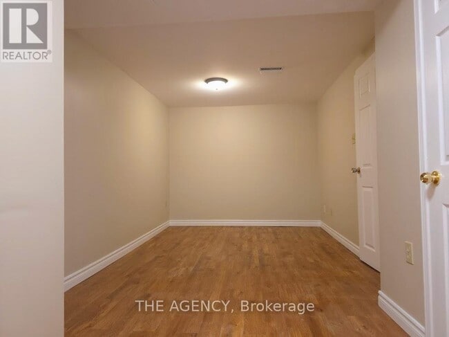 Building Photo - 485 Brimorton Dr