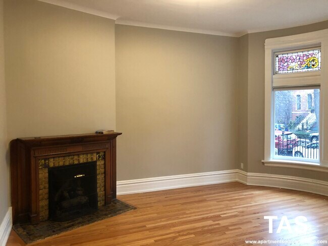Foto del edificio - 544 W Belden Ave
