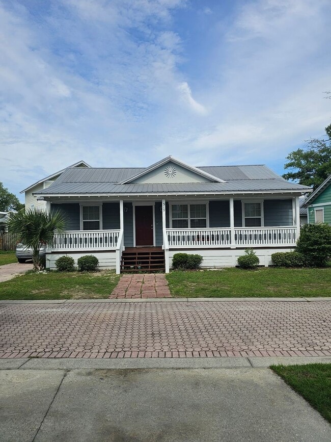 Building Photo - 315 Gabrielle Ln