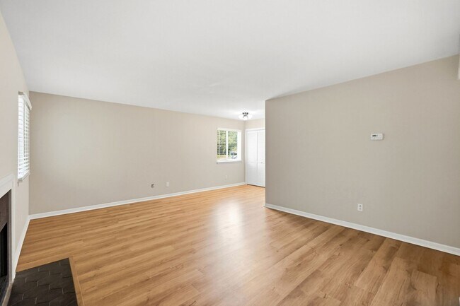 Foto del edificio - 6132 Heath Ridge Ct