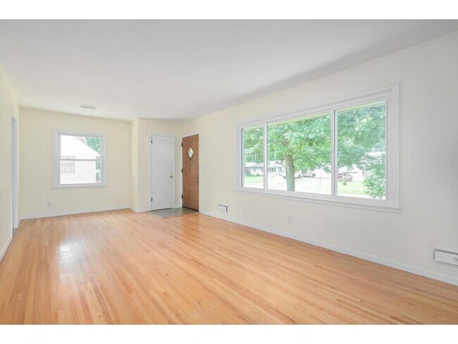 Foto del edificio - 4042 Oregon Ave N