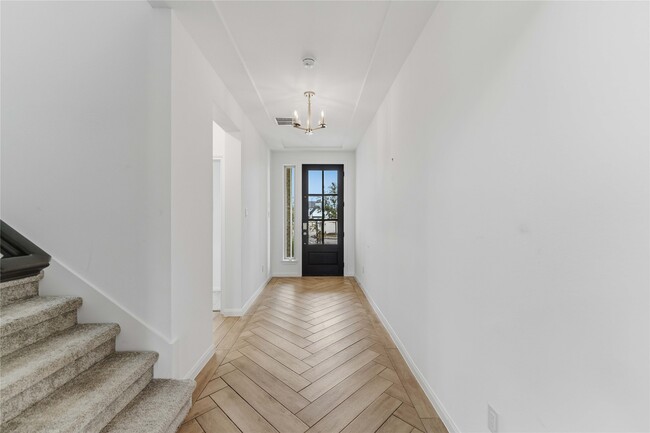 Foto del edificio - 7215 Mellow Gln Wy