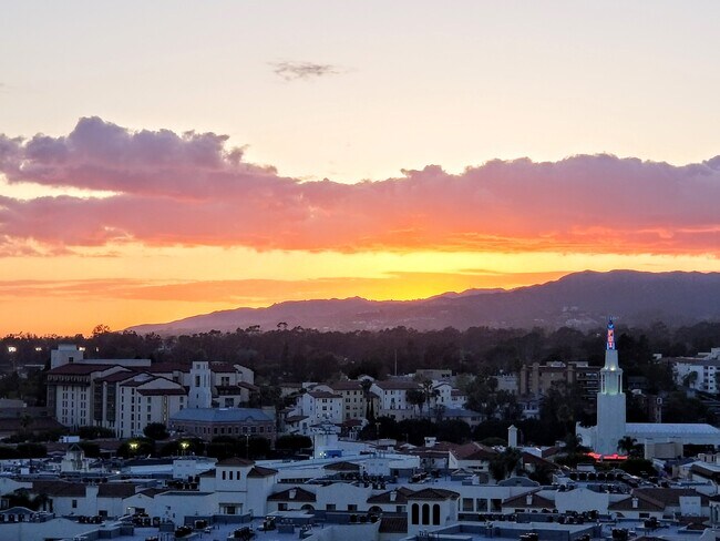 Vista desde la ventana oeste del dormitorio - 969 Hilgard Ave