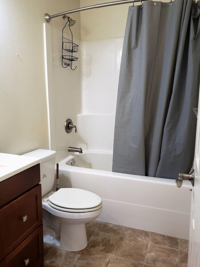 Foto del edificio - 3 bedroom in Billings MT 59102
