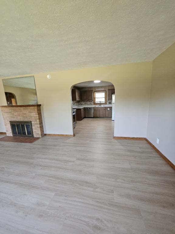Foto del edificio - 212 Maevi Dr