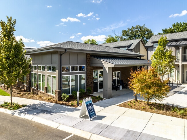 Building Photo - Meridian Park