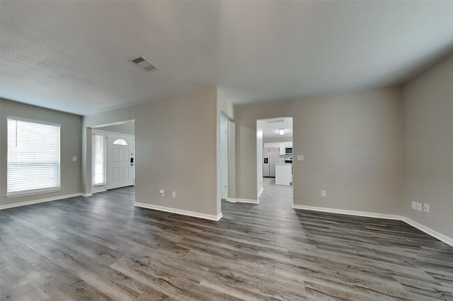 Building Photo - 9411 Bayou Bluff Dr