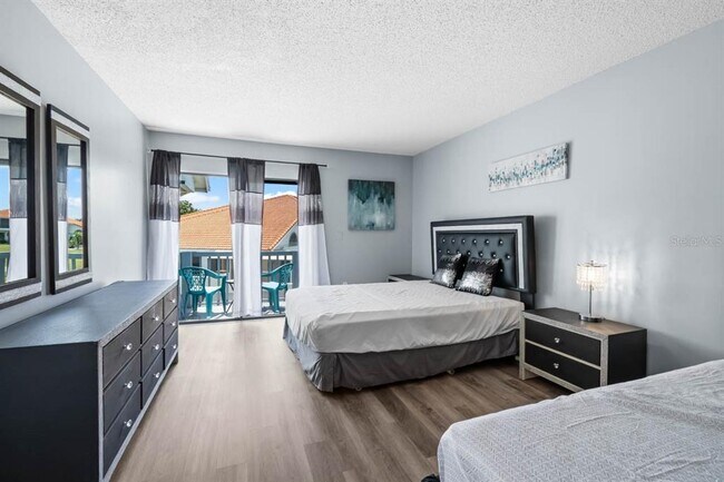 Foto del edificio - 609 Lively Dr