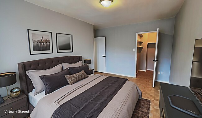 Photo du bâtiment - Parklane Towers