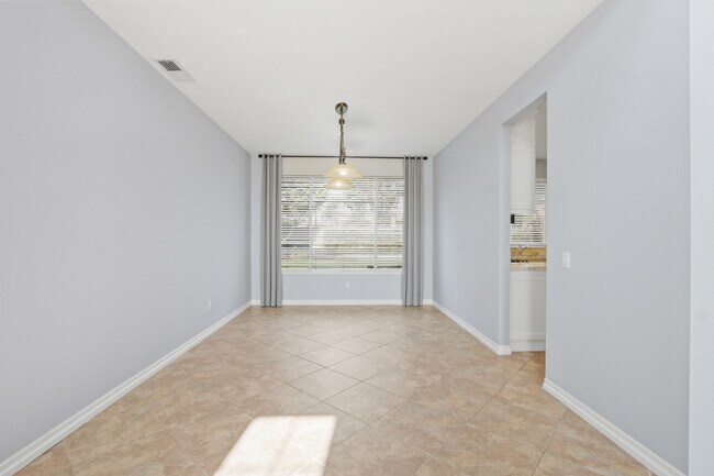 Building Photo - 3364 Centurion Pl
